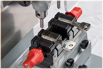 Elite Locksmith Services Lincolnshire, IL 847-713-5689 Elite Locksmith Services Lincolnshire, IL 847-713-5689 - 11-key-cutting