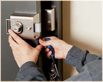 Elite Locksmith Services Lincolnshire, IL 847-713-5689 Elite Locksmith Services Lincolnshire, IL 847-713-5689 - 17-emergency-locks-locksmith